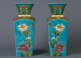 Amphora-Porcelain-Portrait-Vase